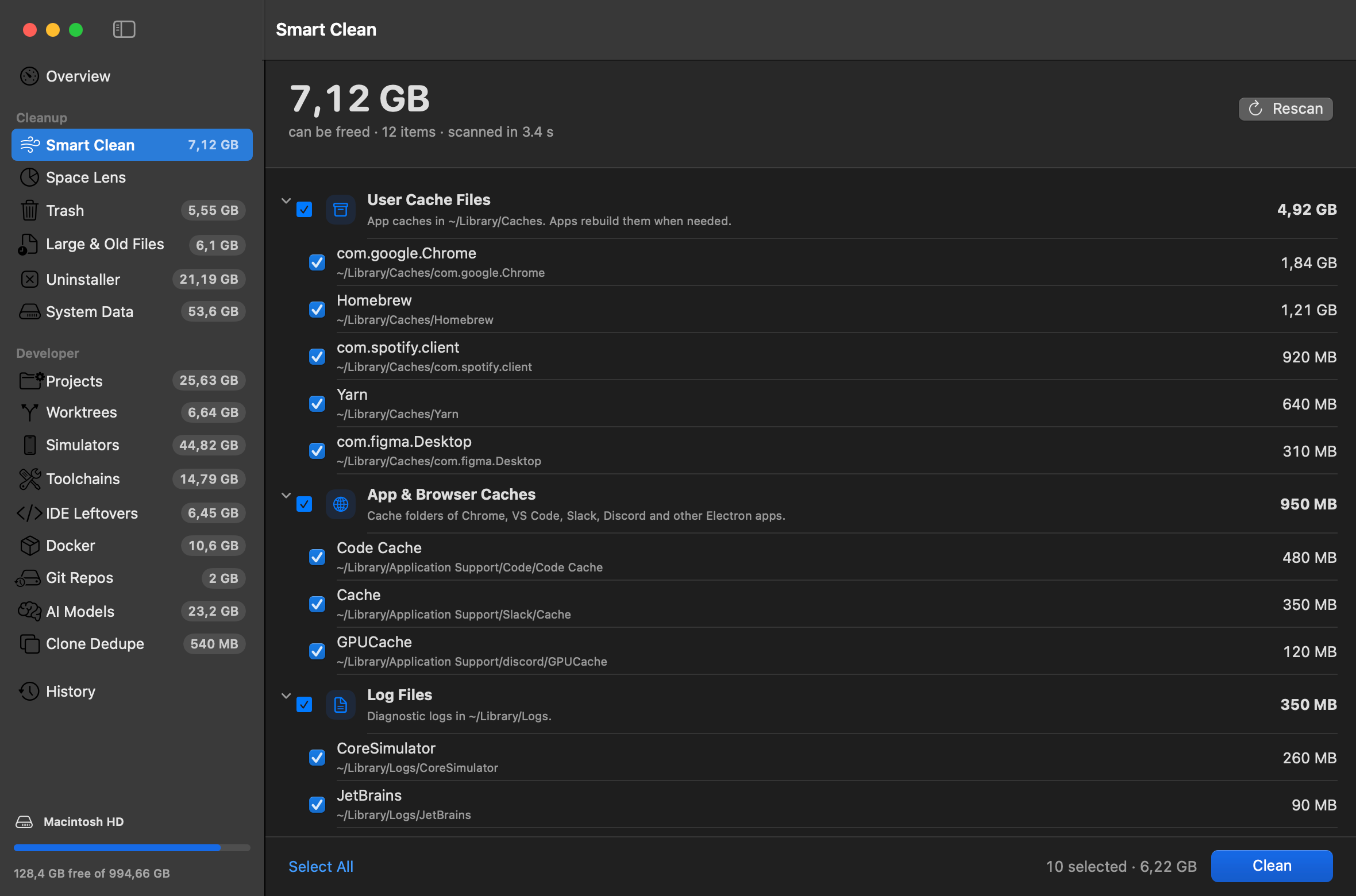 DevCleanup Smart Clean screen listing caches and logs that can be removed.